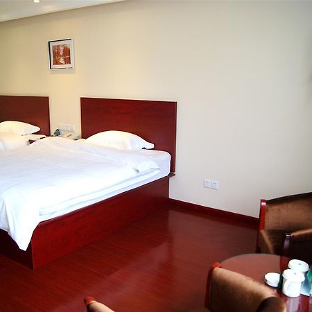 Greentree Inn Hotel Jianhe Subway Station North Palace Taiyuan Εξωτερικό φωτογραφία